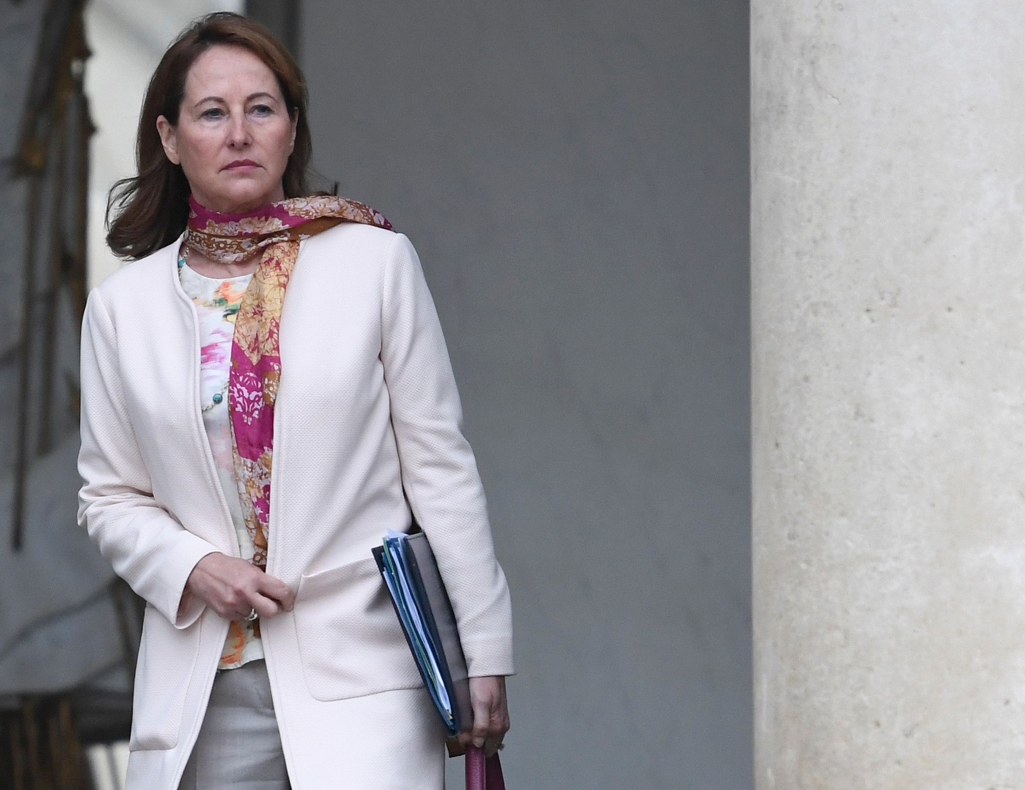 Ségolène Royal dénonce un militant radical comme menace pour la société française