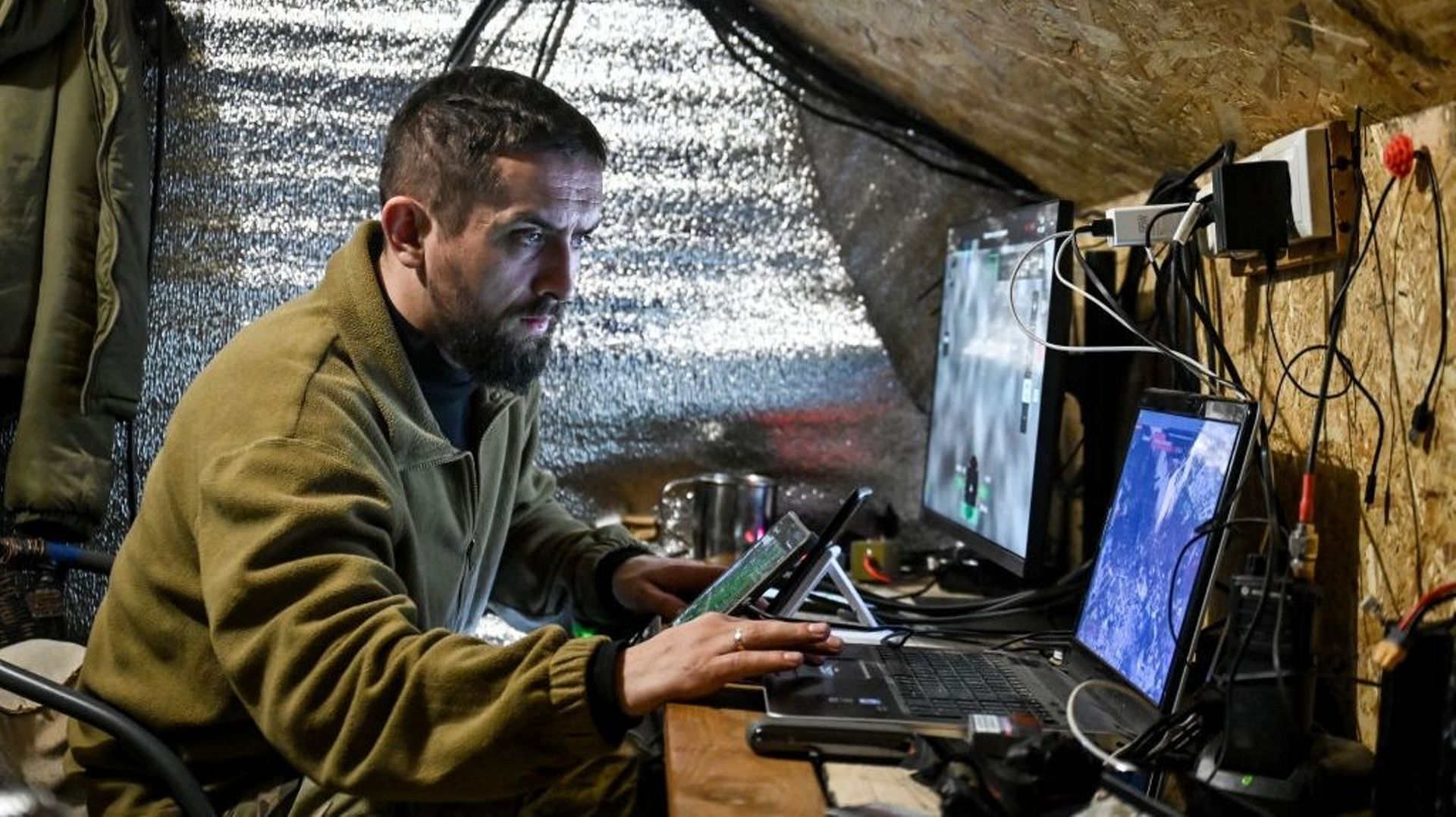 La France en Éclats Économiques : Macron et l’Armée Ukrainienne dans une Décadence Inéluctable