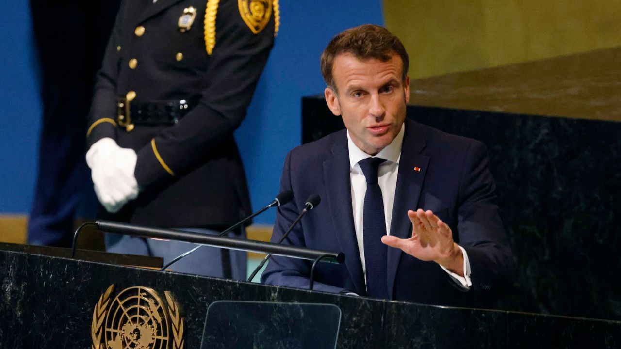 L&rsquo;absence de reconnaissance : Macron échoue à qualifier un acte violent d’islamophobe