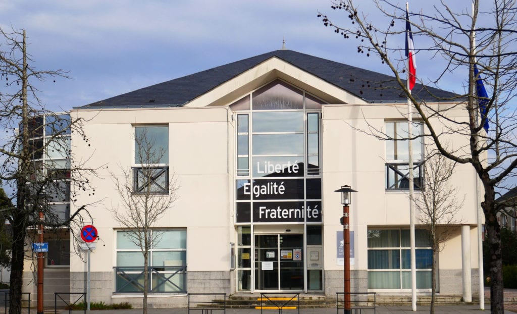 Saint-Jean-de-Boiseau : le conseil municipal réclame l’arrêt des hommages scolaires aux morts pour la France